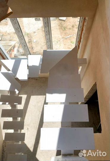Забежная лестница с установкой