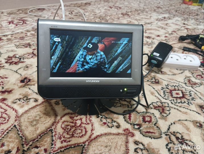 Мини телевизор
