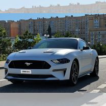 Ford Mustang 2.3 AT, 2020, 76 800 км, с пробегом, цена 3 150 000 руб.