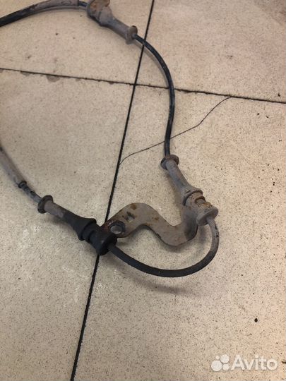 Hyundai i30 2 GD Передний левый датчик ABS