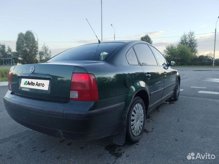 Volkswagen Passat 1.6 МТ, 1997, 360 000 км