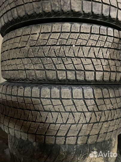 Bridgestone Blizzak DM-V1 225/65 R17 102R