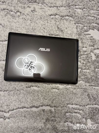 Ноутбук asus