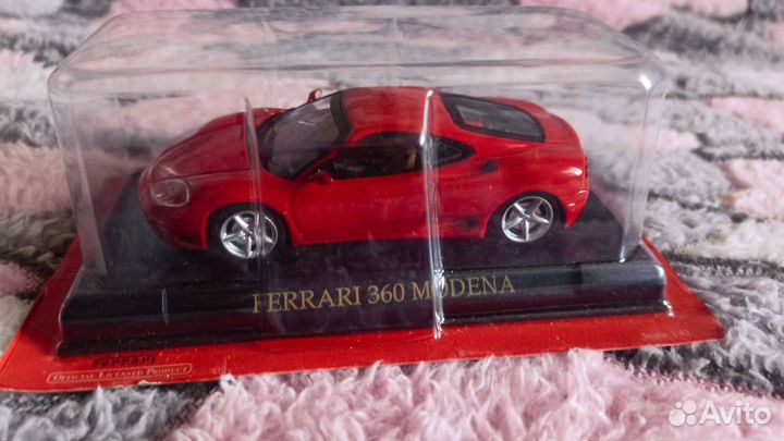 Модель автомобиля 1/43