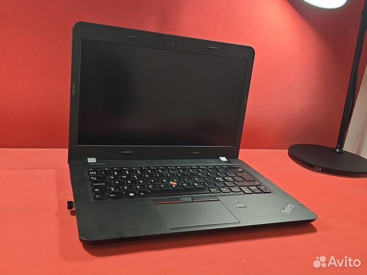 Lenovo ThinkPad i7-6500U 8Gb 256SSD FHD