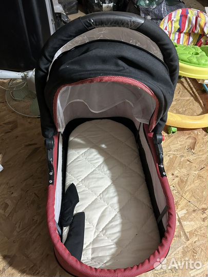 Коляска и люлька переноска