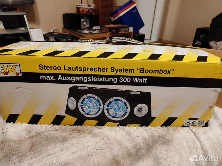 Автомобильный сабвуфер 300 Вт