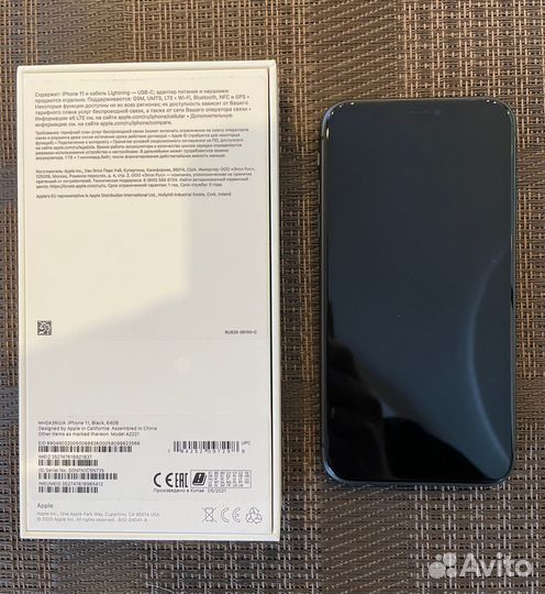 iPhone 11, 64 ГБ