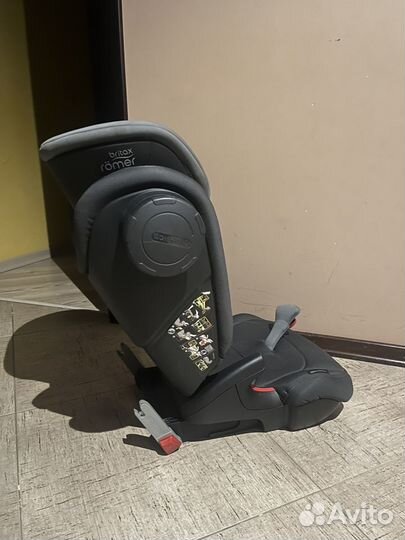 Автокресло Britax Roemer Kidfix III M (15-36 кг)