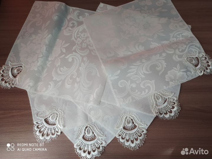 Новые салфетки для сервировки стола