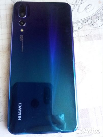 HUAWEI P20 Pro, 8/128 ГБ