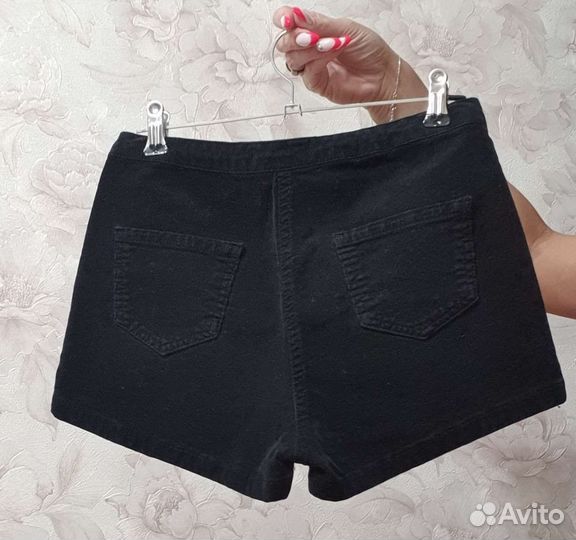 Шорты s