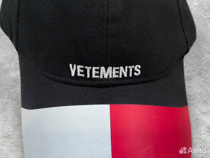 Vetements Tommy Hilfiger кепка (в наличии)