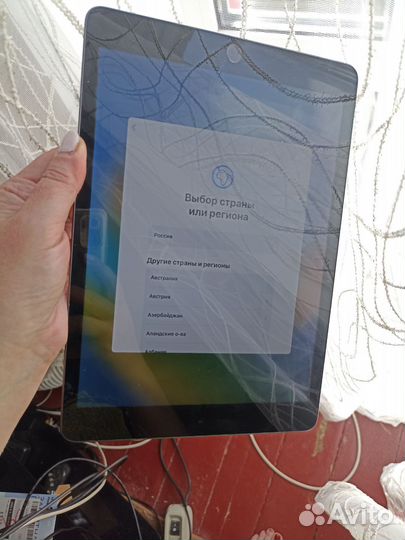 iPad 8 (32 гб )wi-fi