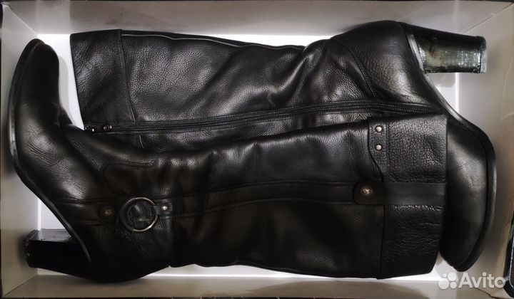 Сапоги зимние на каблуке