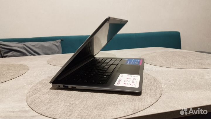 Шустрый ультрабук irbis