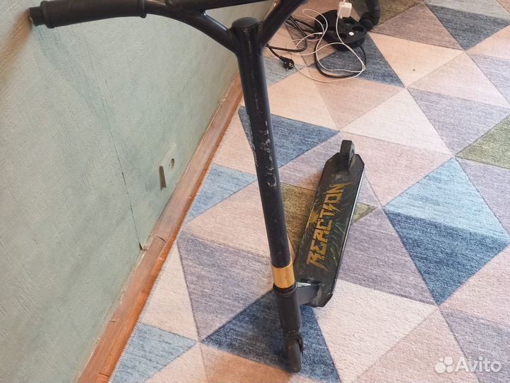 Трюковой самокат