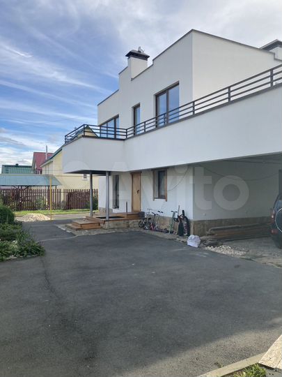 Коттедж 167 м² на участке 13 сот.