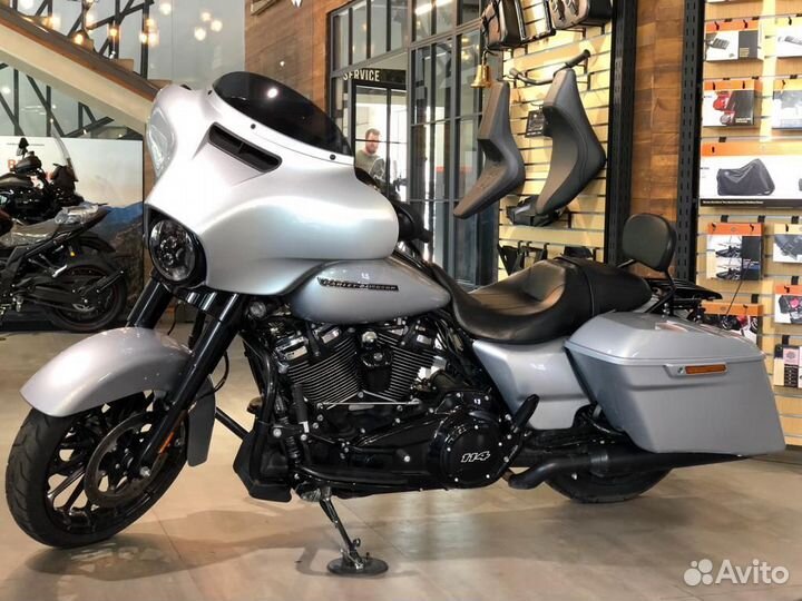 Harley-Davidson Street Glide 114 2019 серый