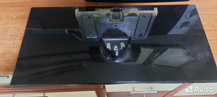 Подставка для телевизора