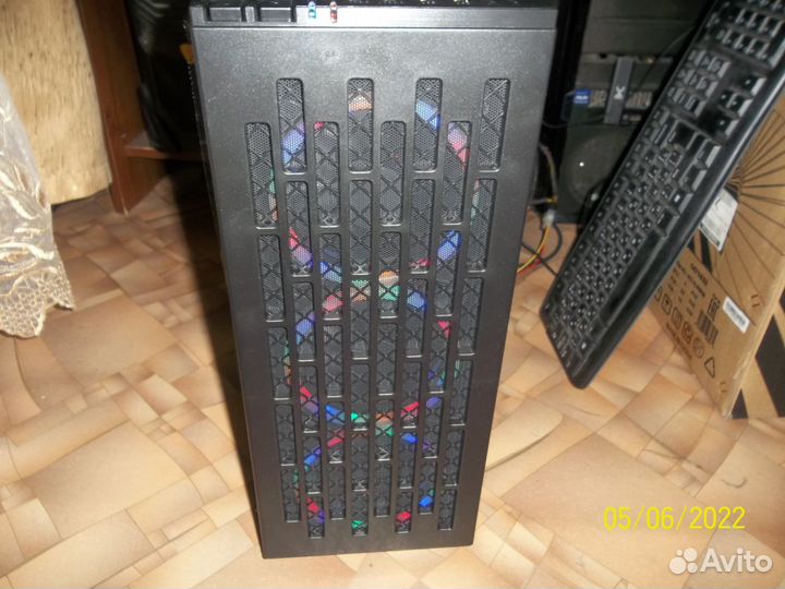 E5-2640 V3 GTX 970 RAM16GB SSD EVO1000GB