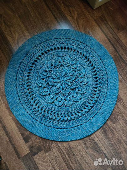 Коврик ручной работы