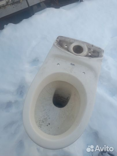 Унитазы и бачки бу