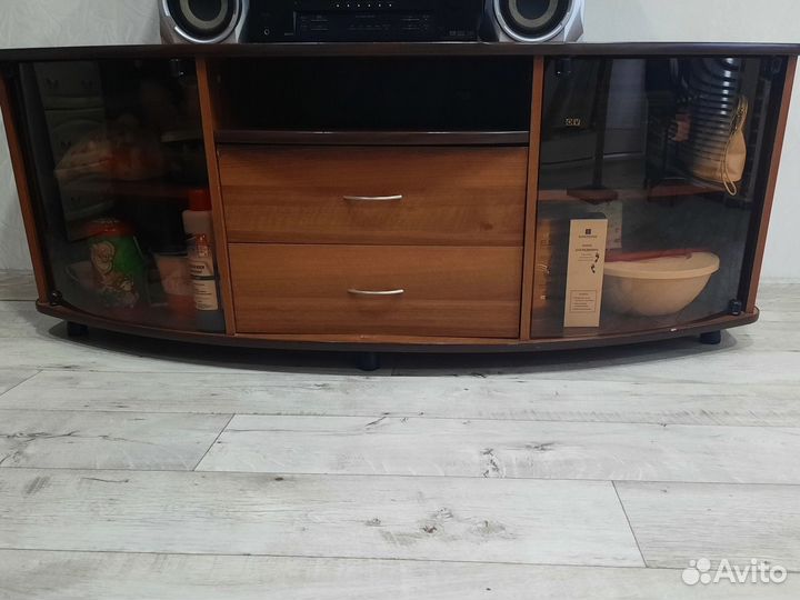 Тумба под телевизор