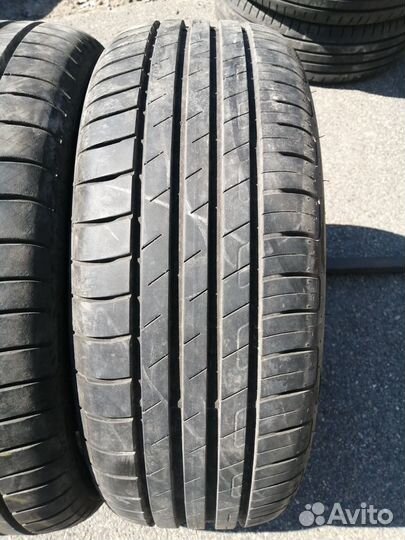 Goodyear EfficientGrip Performance 205/55 R17