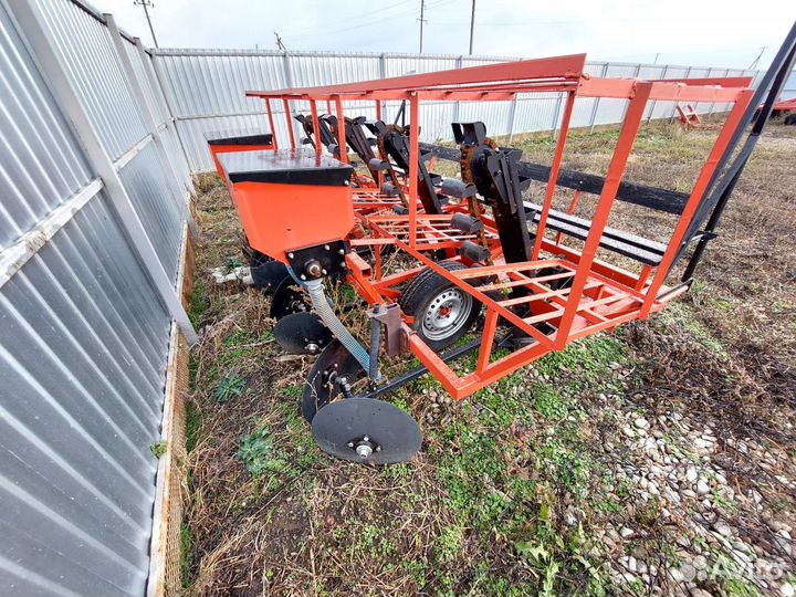 Картофелесажалка, 2024