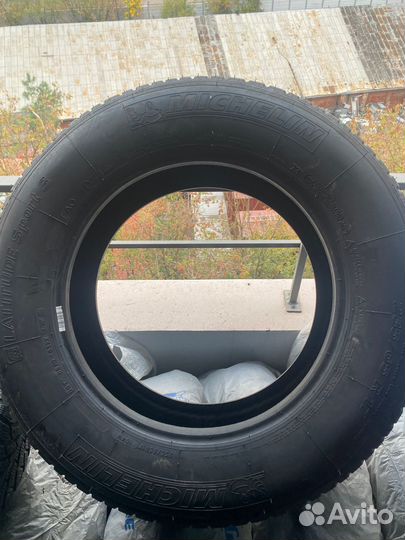 Michelin Latitude Sport 3 235/65 R17