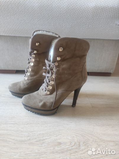 Ботинки женские зимние 38 размера