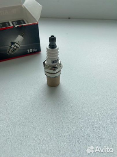 Свеча для бензопилы