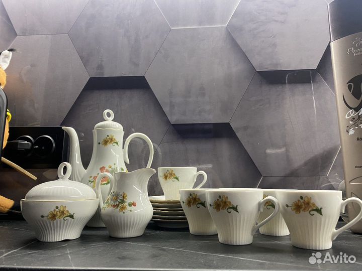 Сервиз гдр Henneberg Porzellan 1777