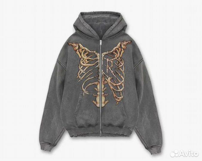 Кофта с костями