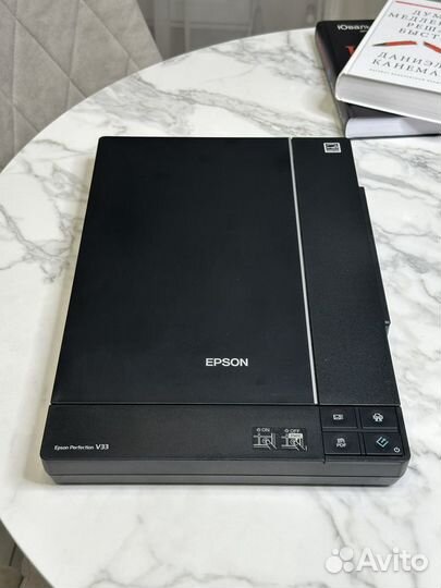 Сканер Epson Perfection V33