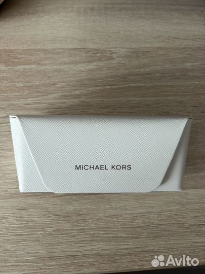 Футляр для очков Michael Kors