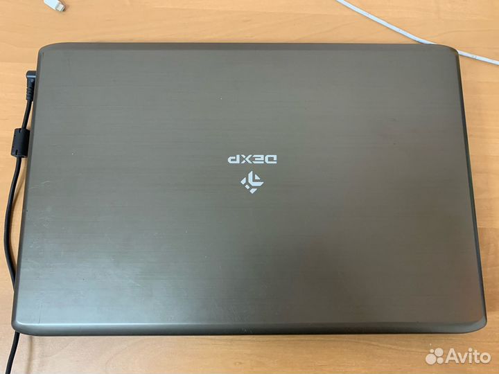 Ноутбук Dexp (Core i3/Intel HD/6gb/17.3)