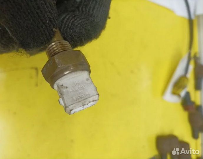 Датчик задней скорости MA-100 Peogeot 406