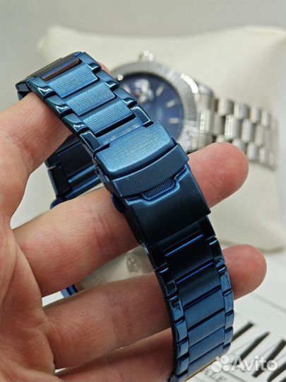 Наручные часы покорившие интернет 2025