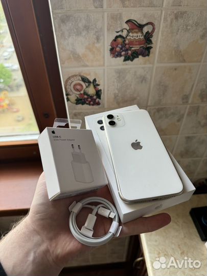 iPhone 11, 128 ГБ