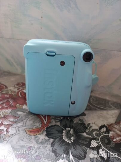 Polaroid instax mini 11