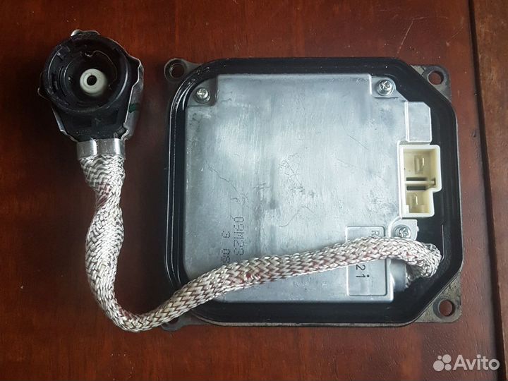 Блок розжига ксенона toyota lexus