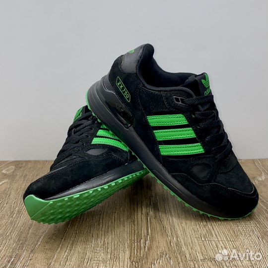 Кроссовки Adidas ZX750