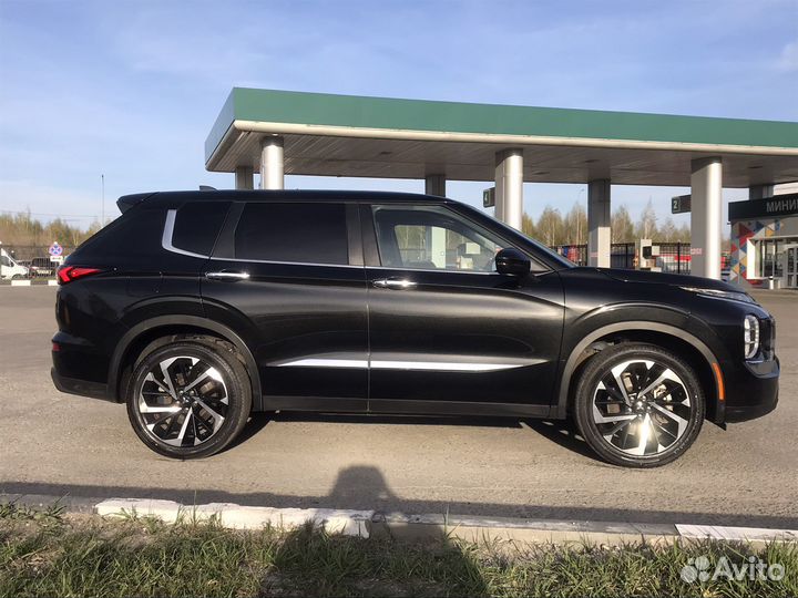Mitsubishi Outlander, 2021