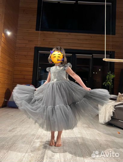Праздничное платье для девочки