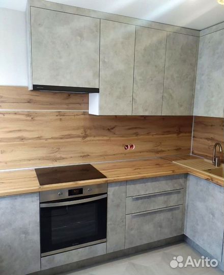 Кухни на заказ с гармоничной цветовой гаммой