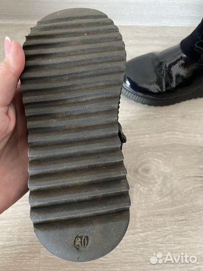 Ботинки для девочки 30