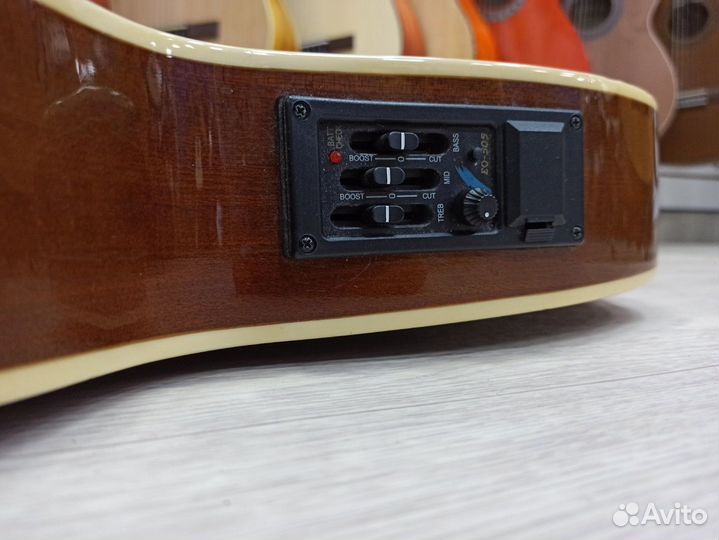 Электроакустическая гитара Oscar Schmidt