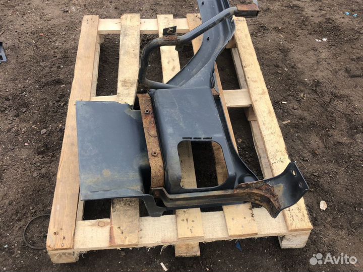 Трап левый (подножка ) volvo FM